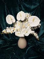 Anthurium si orhidee in vaza - Decor cu flori artificiale