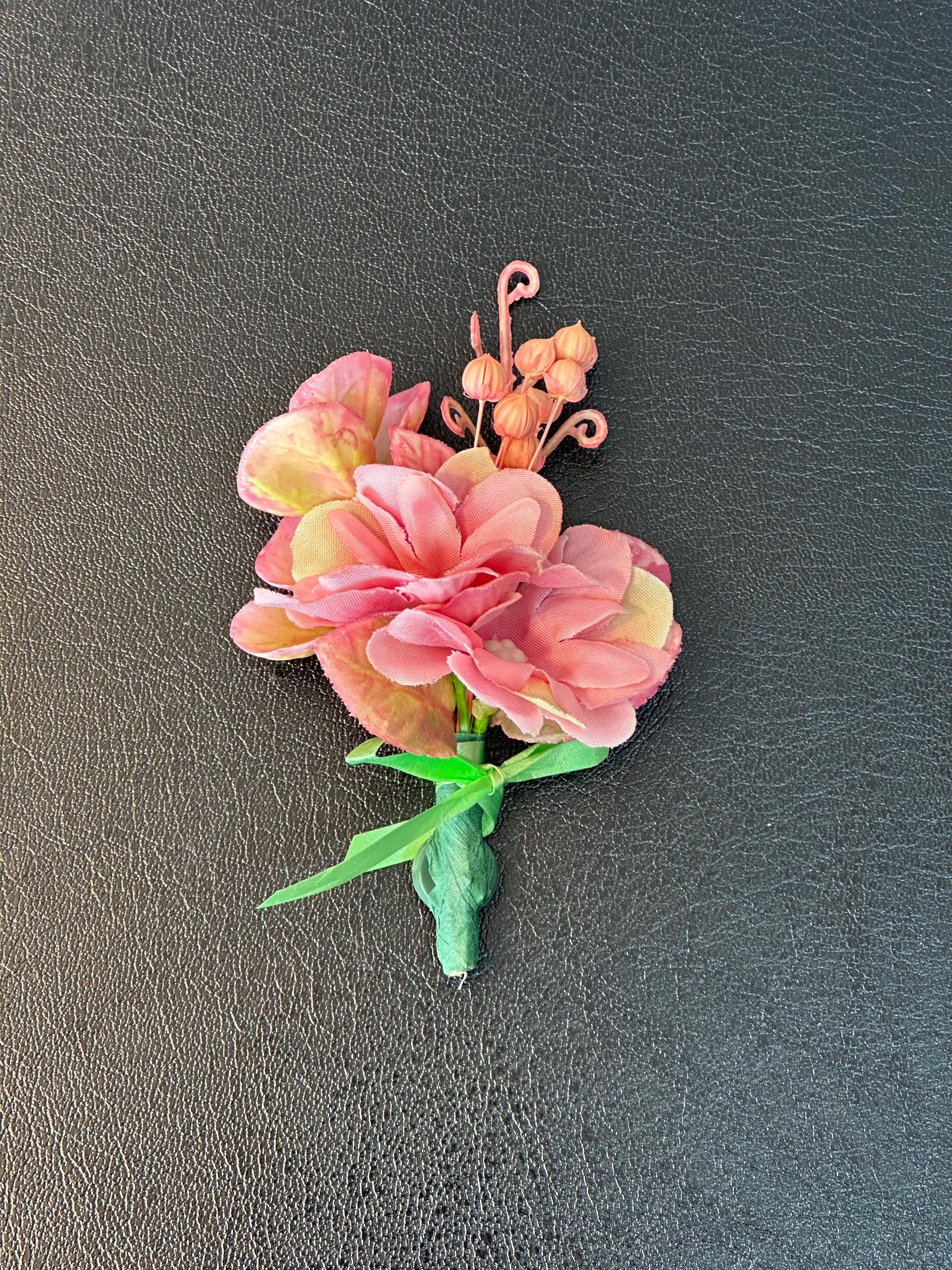 Cocarda flori artificiale PFC6