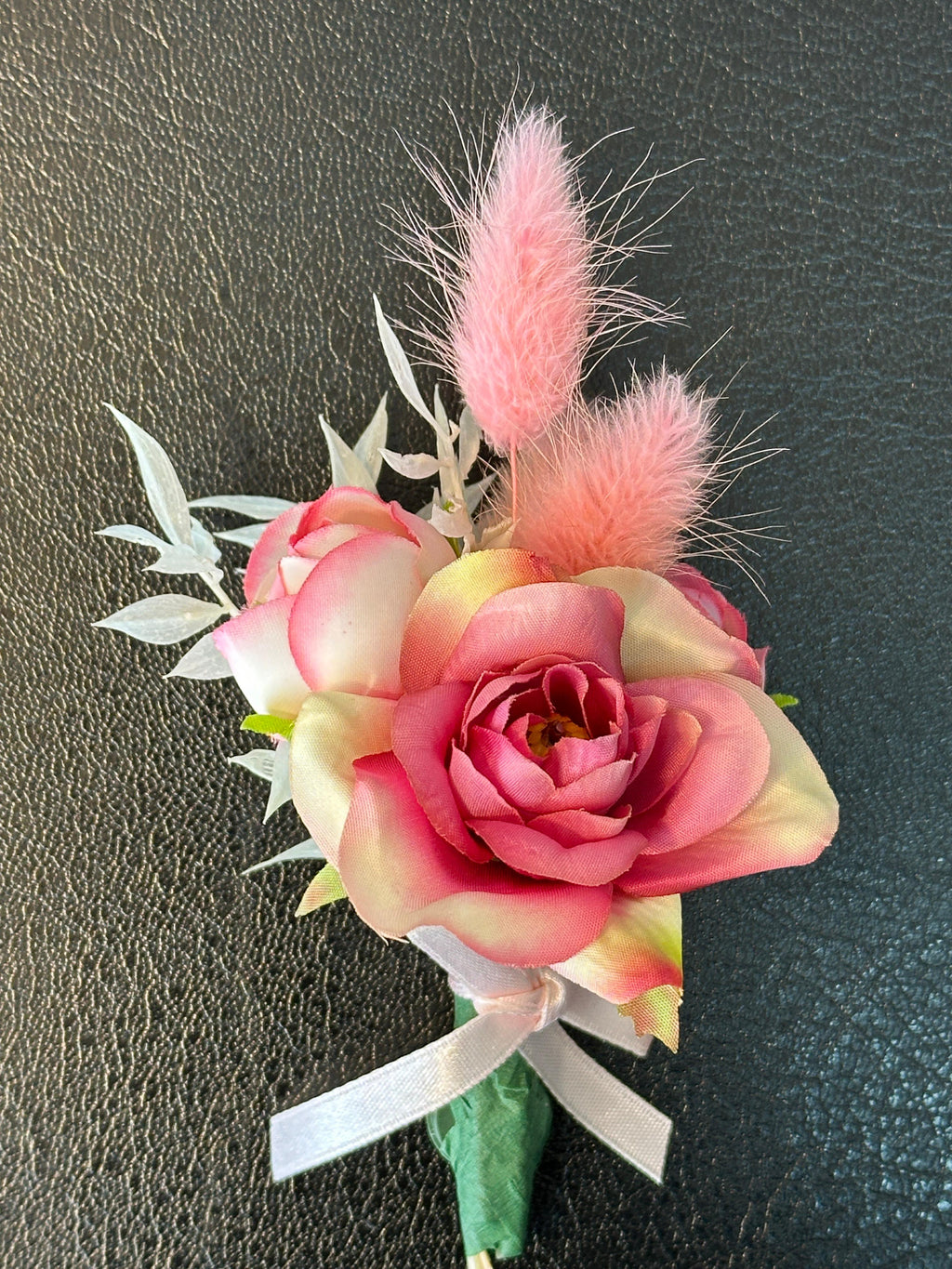 Cocarda flori artificiale si uscate PFC8