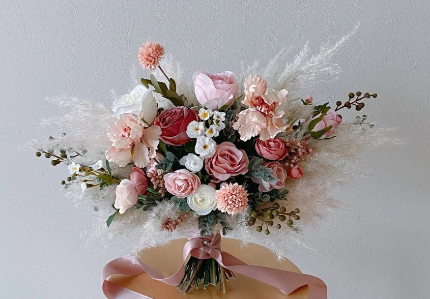 Buchet mireasa mix de flori