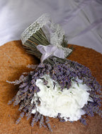 Buchet de mireasa cu lavanda