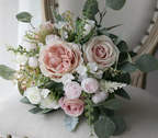 Buchet nasa Roz pal