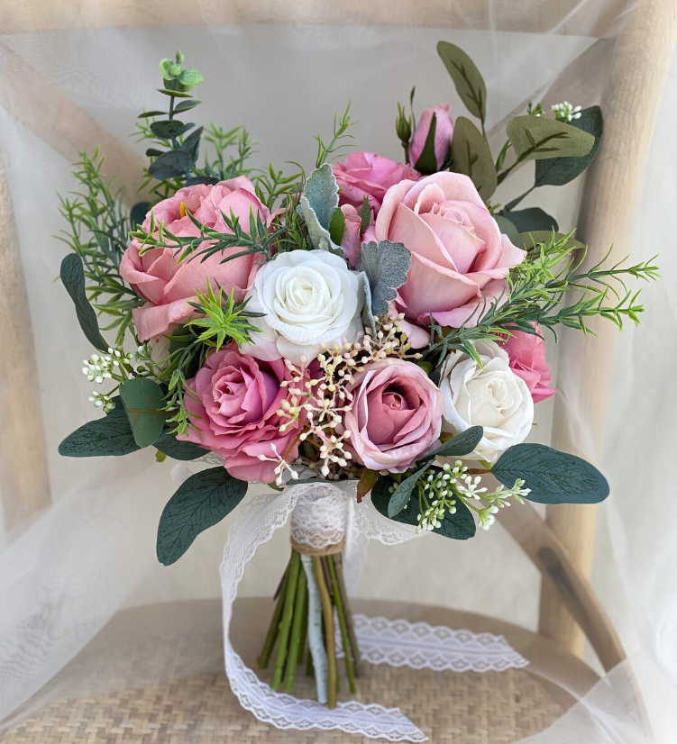 Buchet de nasa Fuchsia