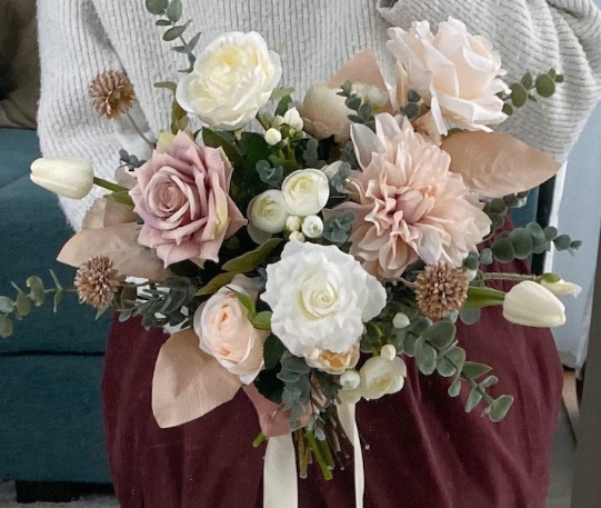 Buchet de nasa cu lalele